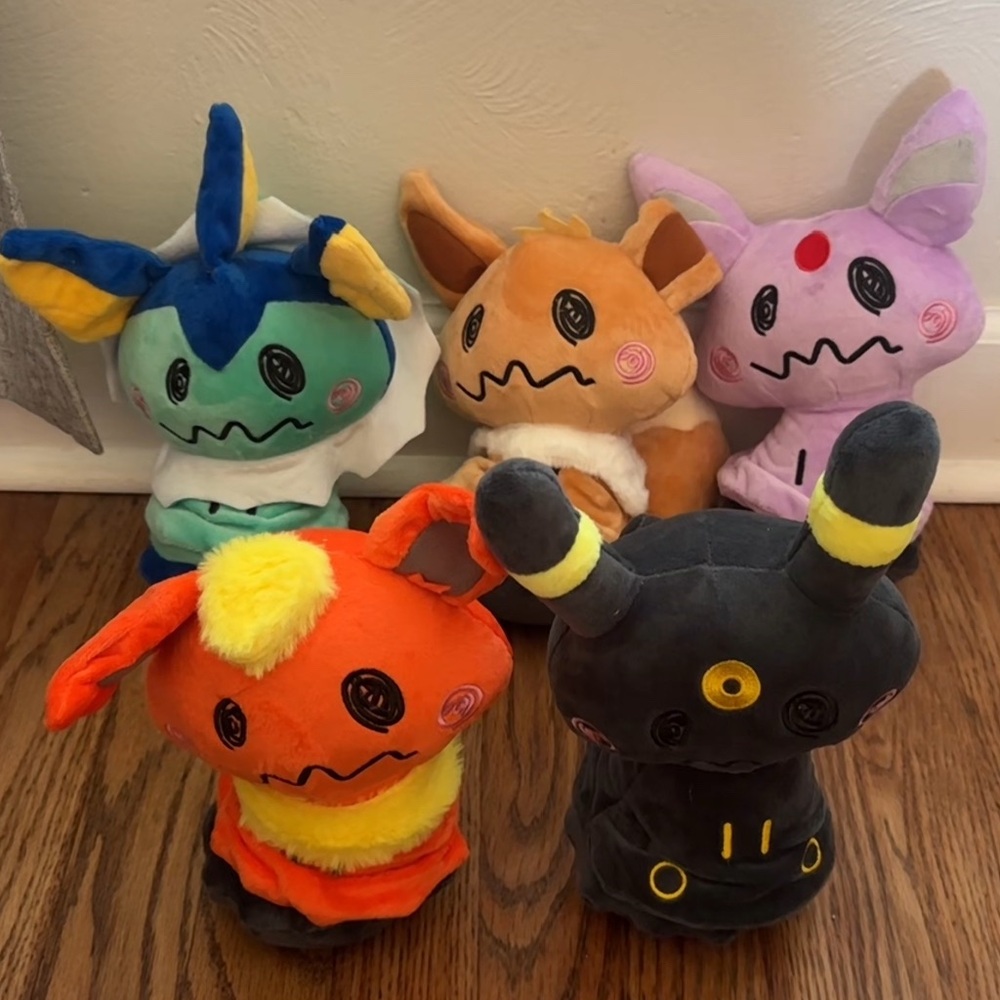 Whole Collection Pokemon Mimikyu Eeveelution Bundle Plushie Umbreon Glaceon